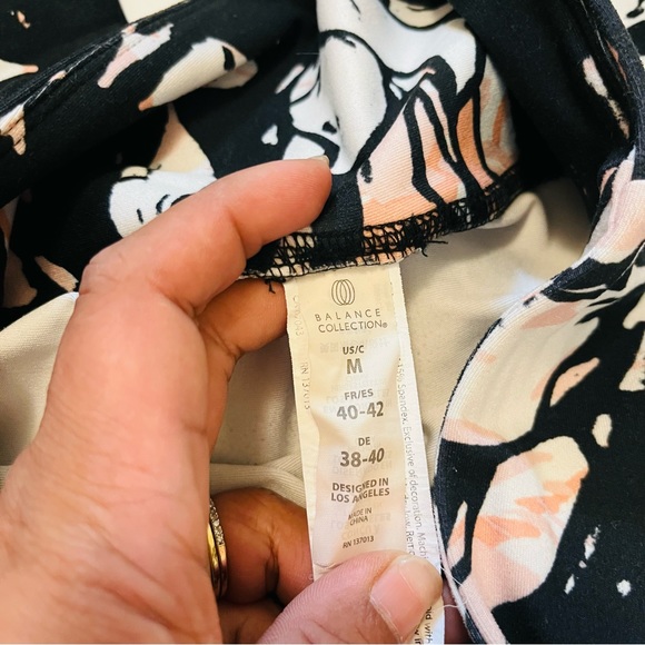 Floral Workout Leggings - Picture 3 of 6